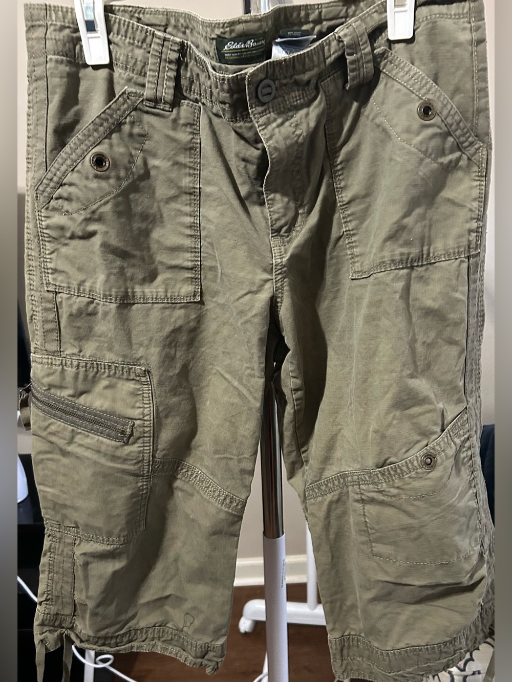 Eddie Bauer Lightweight Olive Cargo Pants